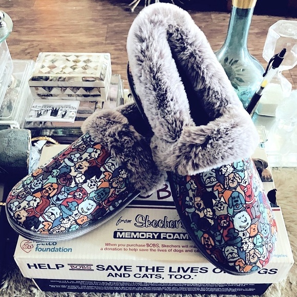 Skechers “Bobs” Memory Foam Pooch Parade Shoes Slippers Size 9.5 New in Box - Picture 1 of 6